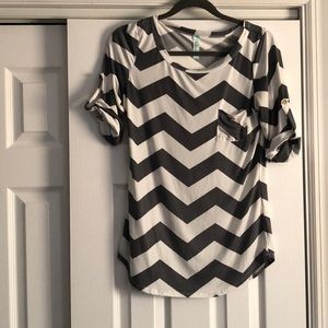 Women’s chevron top